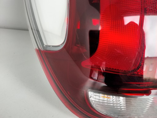 LAMPA FAR LIJEVA STRANA ZADNJA PEUGEOT 108 14-