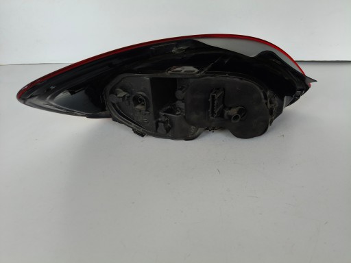 LAMPA FAR DESNA STRANA ZADNJA VW SCIROCCO 1K8 08-