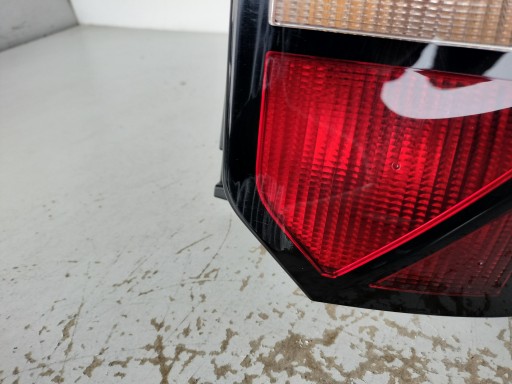 LAMPA FAR DESNA STRANA ZADNJA VW CADDY 2K7 20- LAMPA FAR DESNA STRANA ZADNJA VW CADDY 2K7 20-