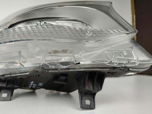 LAMPA FAR DESNA STRANA MERCEDES SPRINTER W910 18-