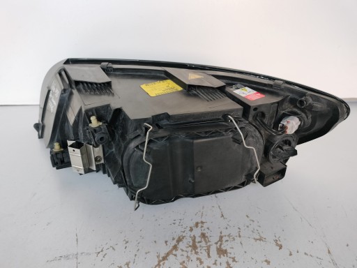 LAMPA FAR DESNA STRANA VOLVO V50 S40 04- XENON