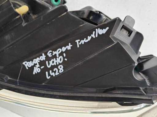 LAMPA FAR LIJEVA STRANA PEUGEOT EXPERT TRAVELLER 16-