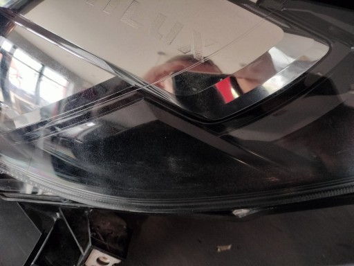 LAMPA FAR LIJEVA STRANA TOYOTA HILUX 15-