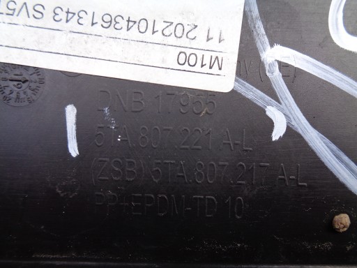 BRANIK PREDNJA STRANA VW TOURAN 5TA 16- NR 39998 BRANIK PREDNJA STRANA VW TOURAN 5TA 16- NR 39998