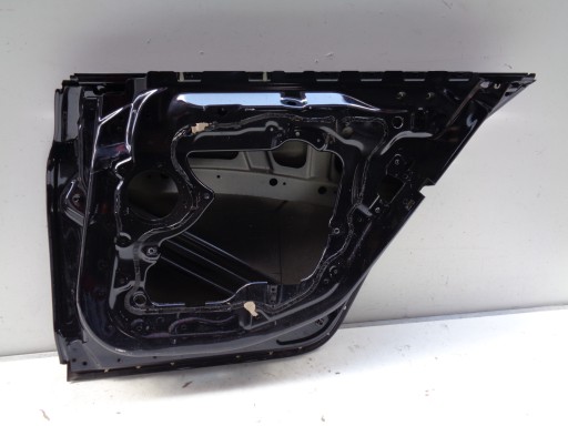 VRATA DESNA ZADNJA BMW 6 F06 NR 42081 VRATA DESNA ZADNJA BMW 6 F06 NR 42081