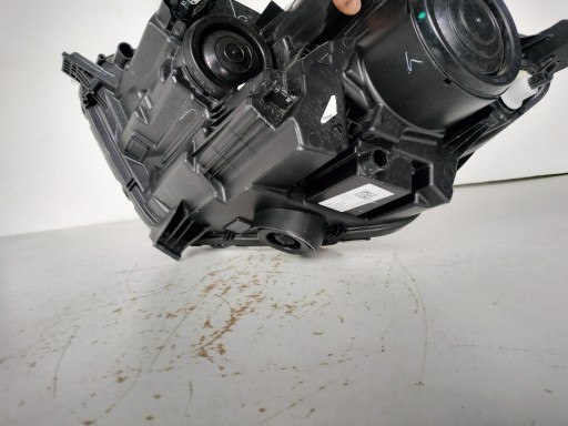 LAMPA FAR DESNA STRANA FORD ECOSPORT 17- REDIZAJN