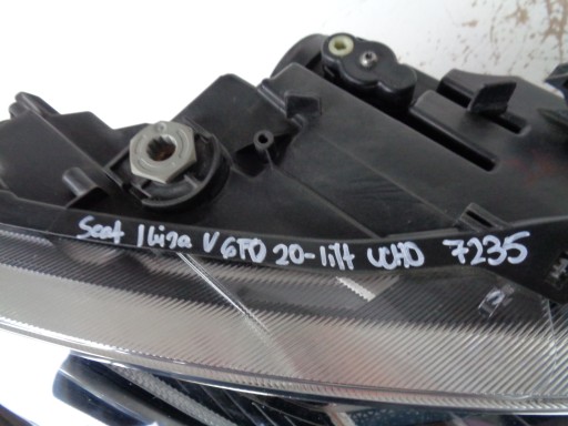 LAMPA FAR DESNA STRANA SEAT IBIZA V ARONA 6F 6F0 REDIZAJN FULL LED