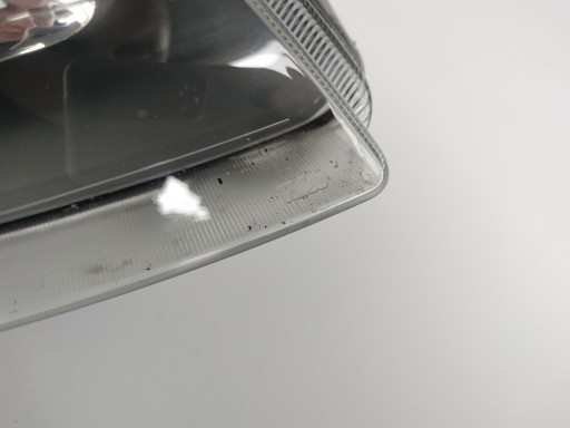 LAMPA FAR DESNA STRANA RENAULT TRAFIC OPEL VIVARO 00-07