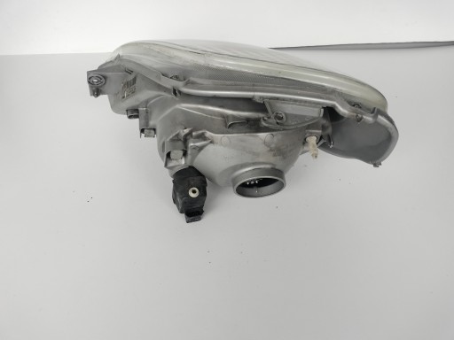 LAMPA FAR DESNA STRANA RENAULT TRAFIC OPEL VIVARO 00-07