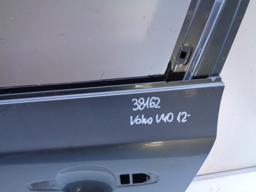 VRATA LIJEVA PREDNJA STRANA VOLVO V40 12- NR 38162