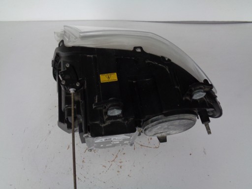 LAMPA FAR DESNA STRANA MASERATI QUATTROPORTE V XENON LED