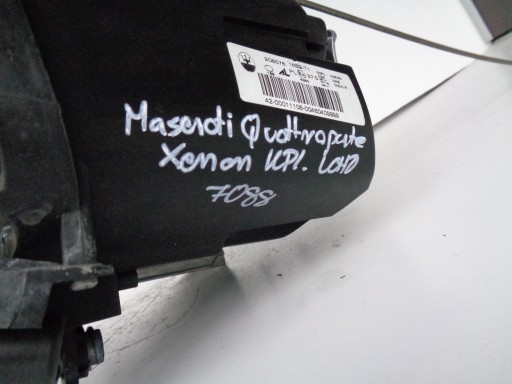 LAMPA FAR DESNA STRANA MASERATI QUATTROPORTE V XENON LED