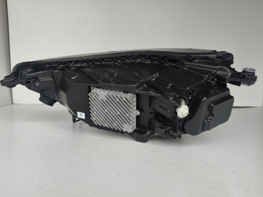 LAMPA FAR DESNA STRANA AUDI Q5 II 80A 20- REDIZAJN FULL LED