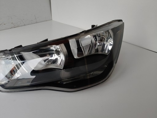 LAMPA FAR LIJEVA STRANA AUDI A1 8X 8X0 10-14