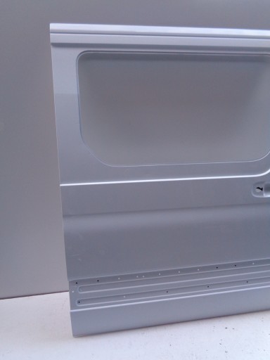 --NO-WE-- VRATA DESNA  ZADNJA BOČNA MERCEDES SPRINTER W910 18- NR 50073