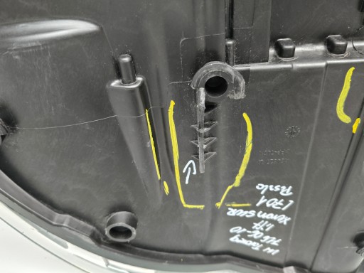 LAMPA FAR LIJEVA STRANA VW TOUAREG 7L 7L6 07- REDIZAJN XENON ZAKRETNI