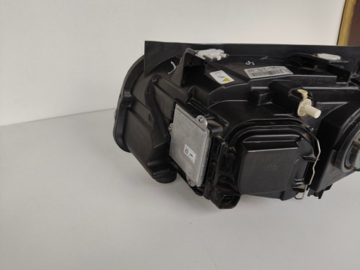 LAMPA FAR DESNA STRANA BMW X1 E84 12- REDIZAJN XENON LED