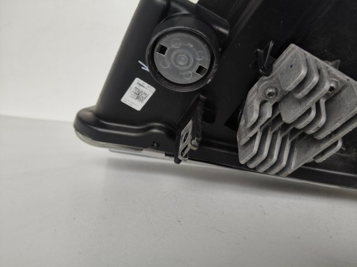 LAMPA FAR DESNA STRANA BMW X1 E84 12- REDIZAJN XENON LED