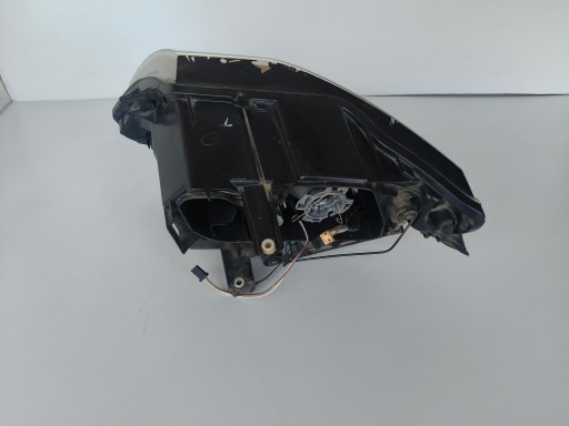 LAMPA FAR DESNA STRANA BMW Z4 E85 E86 REDIZAJN XENON
