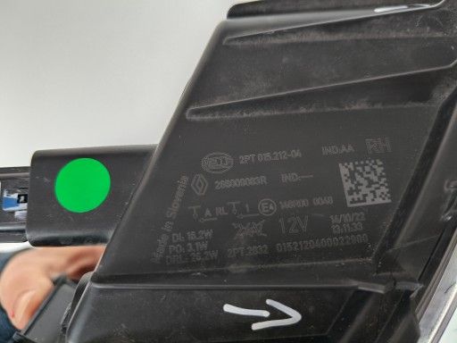 MAGLENKA DESNA STRANA RENAULT MEGANE E-TECH 23- LED DRL