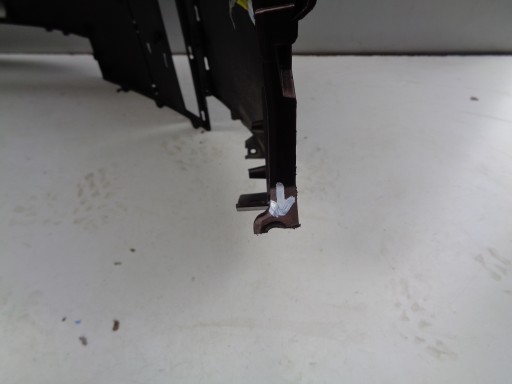 BRANIK PREDNJA STRANA HYUNDAI SANTA FE V 24- NR 50232