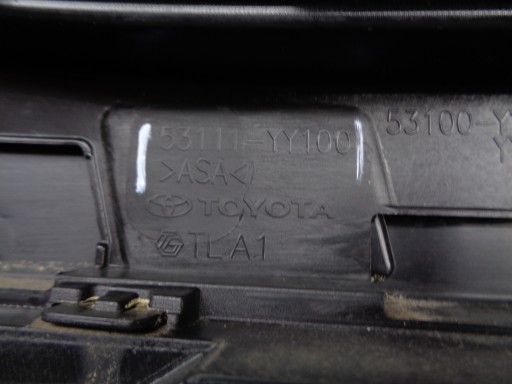 MASKA TOYOTA HILUX 20- REDIZAJN GR SPORT