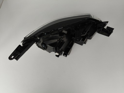 LAMPA FAR LIJEVA STRANA MITSUBISHI L200 19- FULL LED