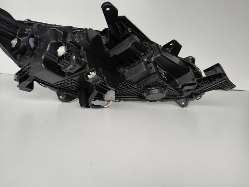LAMPA FAR LIJEVA STRANA MITSUBISHI L200 19- FULL LED