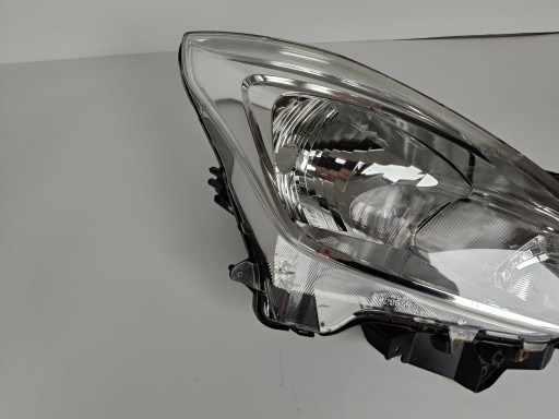 LAMPA FAR DESNA STRANA SUZUKI SWIFT MK8 17-