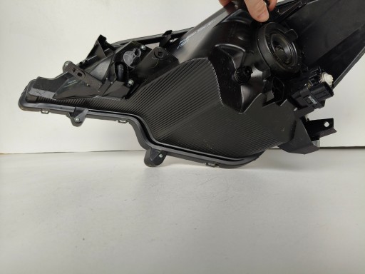 LAMPA FAR DESNA STRANA MITSUBISHI SPACE STAR 20-