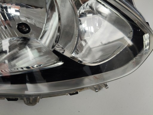 LAMPA FAR DESNA STRANA MITSUBISHI SPACE STAR 13-