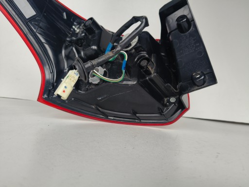 LAMPA FAR DESNA STRANA ZADNJA MITSUBISHI OUTLANDER III 15- REDIZAJN LAMPA FAR DESNA STRANA ZADNJA MITSUBISHI OUTLANDER III 15- REDIZAJN