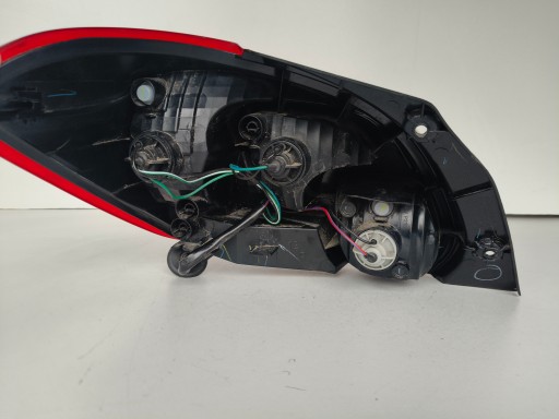LAMPA FAR DESNA STRANA ZADNJA MITSUBISHI SPACE STAR 13-16