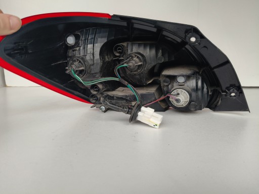 LAMPA FAR DESNA STRANA ZADNJA MITSUBISHI SPACE STAR 13-16