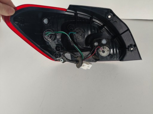 LAMPA FAR DESNA STRANA ZADNJA MITSUBISHI SPACE STAR 13-16
