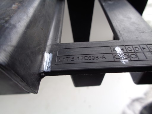 ABSORBER BRANIKA PREDNJA STRANA FORD PUMA 19-