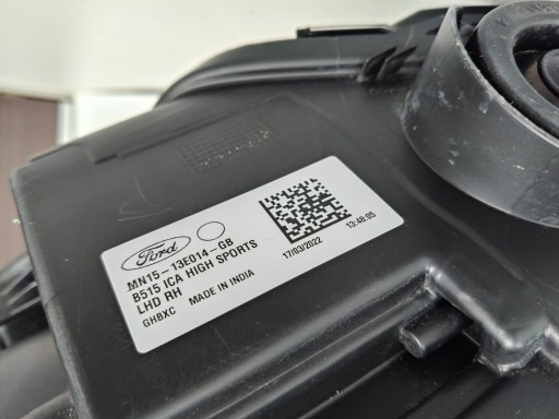 LAMPA FAR DESNA STARIRANA FORD ECOSPORT 17- REDIZAJN STARI TAMNA FULL LED