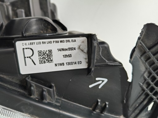 LAMPA FAR DESNA STRANA FORD RANGER 23- FULL LED LAMPA FAR DESNA STRANA FORD RANGER 23- FULL LED