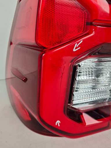 LAMPA FAR LIJEVA STRANA ZADNJA TOYOTA HILUX VIII 20- LED