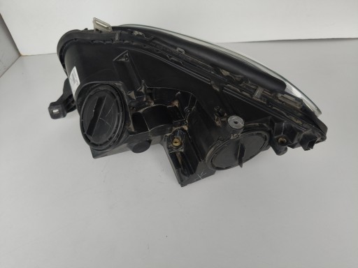 LAMPA FAR DESNA STRANA MERCEDES ML W166 11- LAMPA FAR DESNA STRANA MERCEDES ML W166 11-