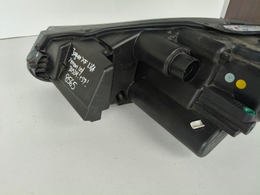 LAMPA FAR DESNA STRANA JAGUAR XF 11-15 REDIZAJN XENON LED NIJE ZAKRETNI