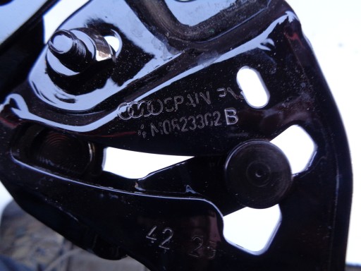 --NO-WY-- NOSAČ / ŠKARE HAUBE DESNA STRANA AUDI Q7 II 4M 4M0 15-