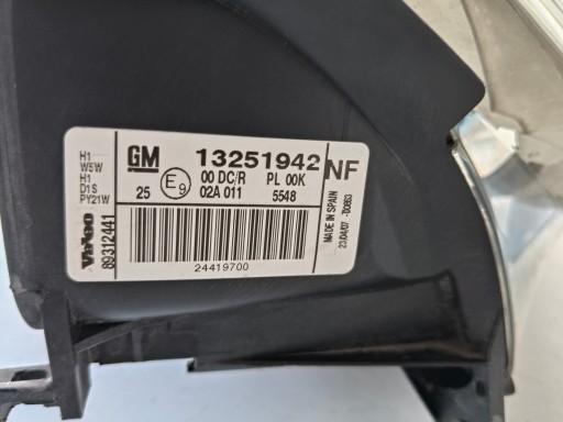 LAMPA FAR DESNA STRANA OPEL VECTRA C 05- REDIZAJN XENON ZAKRETNI