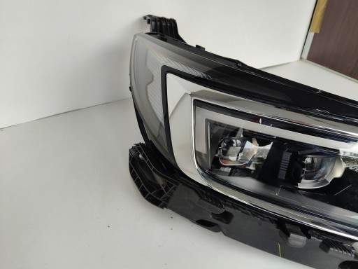LAMPA FAR DESNA STRANA OPEL GRANDLAND X 21- REDIZAJN FULL LED INTELLI LUX LAMPA FAR DESNA STRANA OPEL GRANDLAND X 21- REDIZAJN FULL LED INTELLI LUX