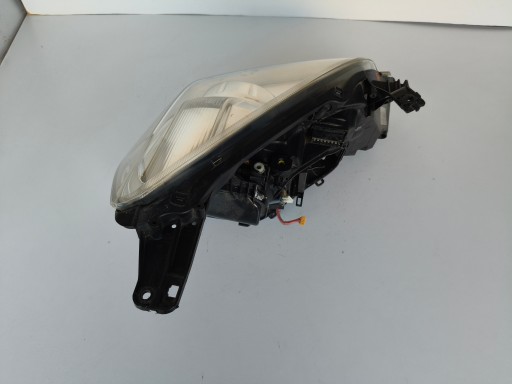 LAMPA FAR LIJEVA STRANA OPEL VECTRA C 05- REDIZAJN XENON ZAKRETNI