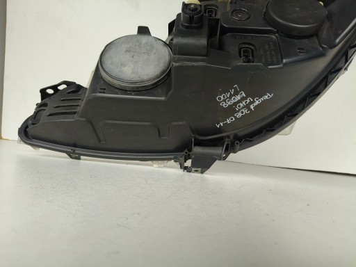 LAMPA FAR DESNA STRANA PEUGEOT 308 07-11