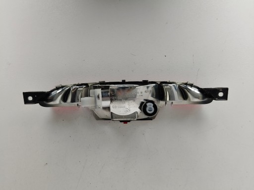 LAMPA FAR ZADNJA W BRANIK MAGLENKA PEUGEOT 208 II 19-