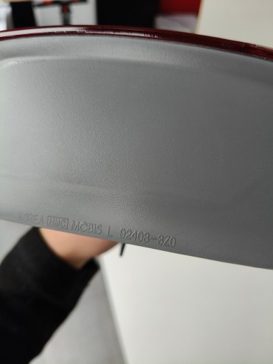 --NO-WA-- LAMPA FAR LIJEVA STRANA ZADNJA W GEPEKA HYUNDAI I40 11- KARAVAN