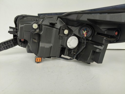 LAMPA FAR DESNA STRANA SUBARU OUTBACK 22- REDIZAJN FULL LED LAMPA FAR DESNA STRANA SUBARU OUTBACK 22- REDIZAJN FULL LED