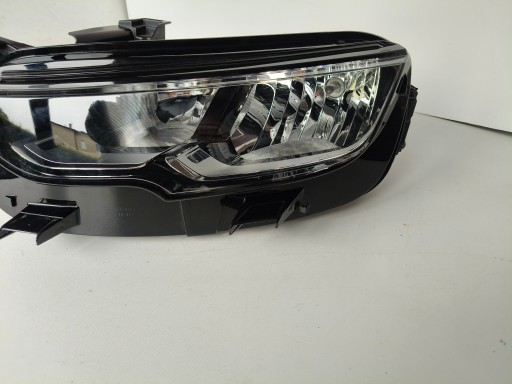 LAMPA FAR LIJEVA STRANA CITROEN C5 AIRCROSS 18- LAMPA FAR LIJEVA STRANA CITROEN C5 AIRCROSS 18-